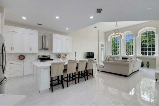 10310 Carroll Cove Pl, House other with 4 bedrooms, 4 bathrooms and null parking in Tampa FL | Image 15
