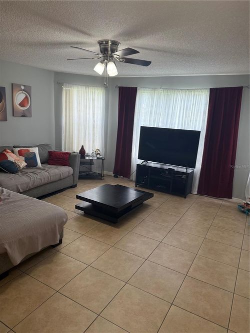 3223-3223 Fox Squirrel Dr, KISSIMMEE, FL, 34741-3800 | Card Image