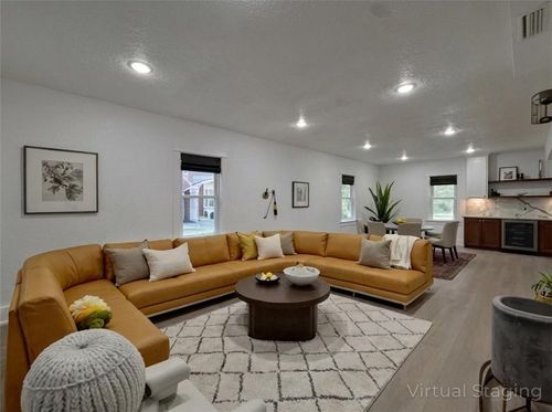 16 Panorama Dr, Washington, PA, 15301-9749 | Card Image