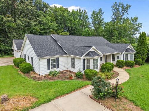 6707 Brookbank Rd, Oak Ridge, NC, 27310-9707 | Card Image