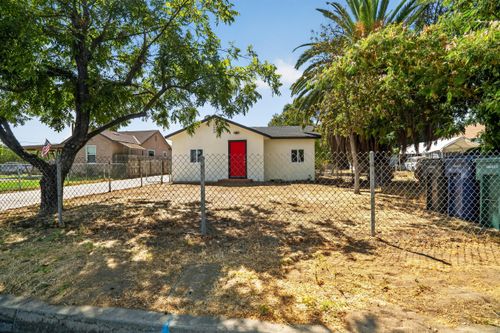 765 S Pratt St, Tulare, CA, 93274-5156 | Card Image
