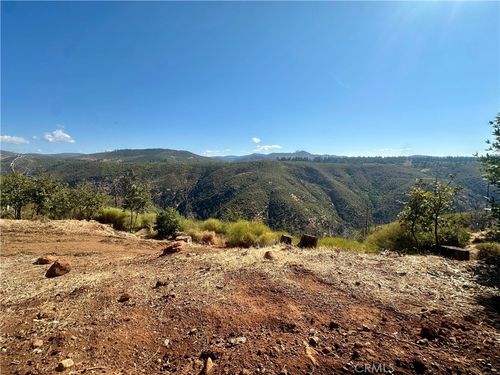 5610 Feather River Pl, Paradise, CA, 95969-6037 | Card Image