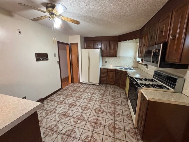 1 Overbrook Rd, House other with 3 bedrooms, 2 bathrooms and 2 parking in Middleton MA | Image 4