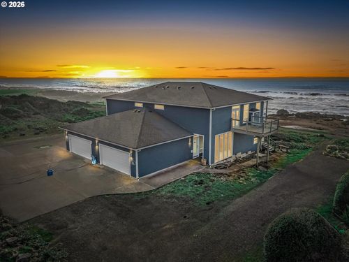 680 Coolidge Ln, Yachats, OR, 97498-8419 | Card Image