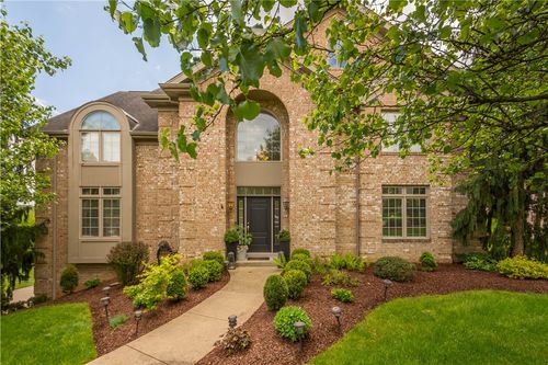 108 Windermere Ct, Canonsburg, PA, 15317-3670 | Card Image