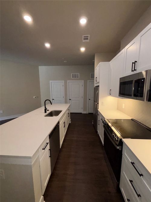 apt-1270-111 Town Pl, Fairview, TX, 75069-0158 | Card Image
