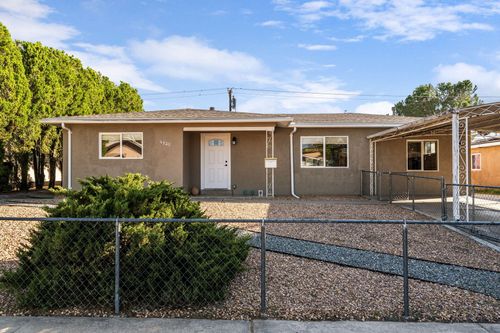 4020 Palo Duro Ave Ne, Albuquerque, NM, 87110-1026 | Card Image