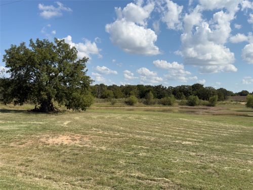 330 Rolling Ranch Blvd, Alvord, TX, 76225-1522 | Card Image