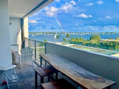 604-5600 N Flagler Dr, West Palm Beach, FL, 33407-2648 | Card Image