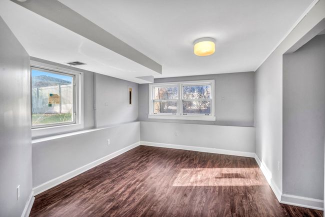 551 E 167 Th St, Home with 3 bedrooms, 2 bathrooms and null parking in South Holland IL | Image 14