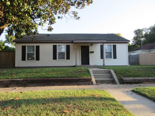 110 E Elmwood St, Shreveport, LA, 71104-4530 | Card Image