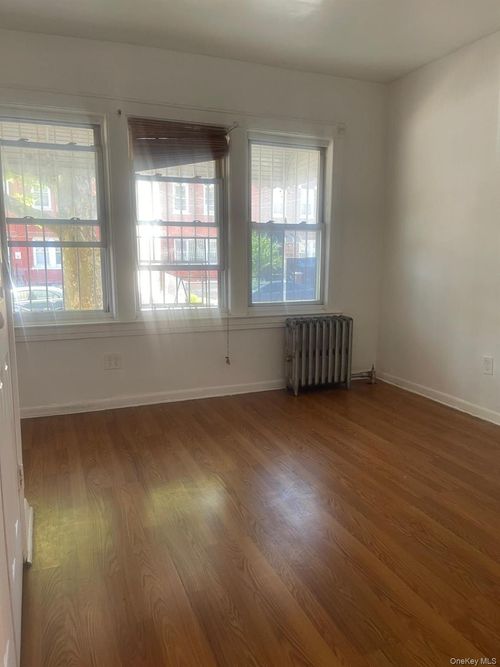 first-floor-17747 106th Ave, Jamaica, NY, 11433-1804 | Card Image