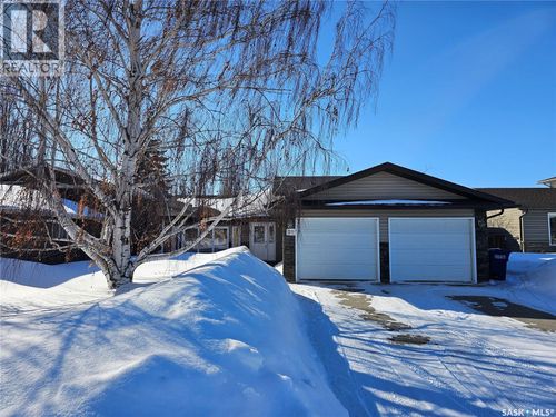 29 Swain Cres, Humboldt, SK, S0K2A0 | Card Image