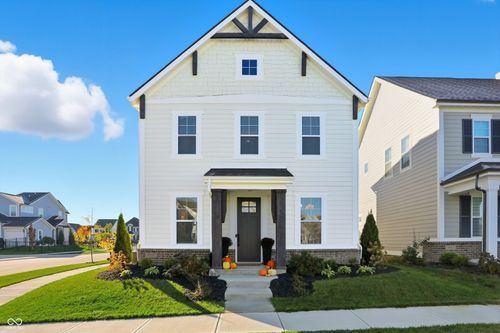 1923 Ponsonby Dr, Westfield, IN, 46074-7472 | Card Image