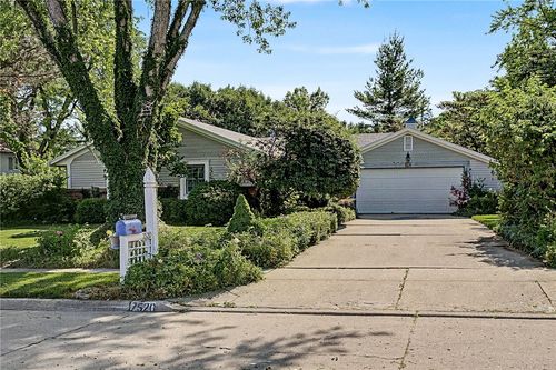 7520 President Court, Dayton, OH, 45414 | Card Image