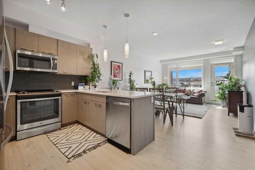 412-214 Sherwood Square Nw, Calgary, AB, T3R1T6 | Card Image