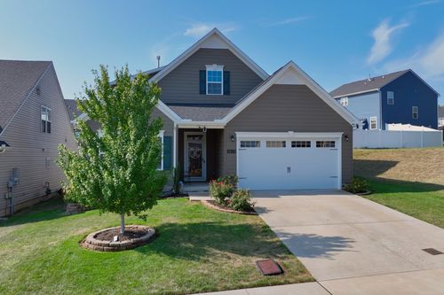 1023 Carnation Dr, Smyrna, TN, 37167 | Card Image