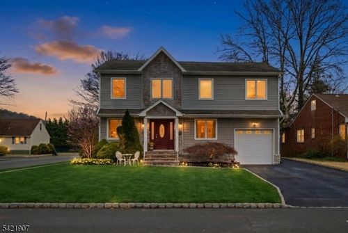 122 Kipling Ave, Springfield, NJ, 07081-3216 | Card Image