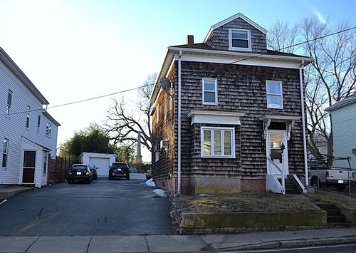 98 Maplewood Ave, Gloucester, MA, 01930-2732 | Card Image