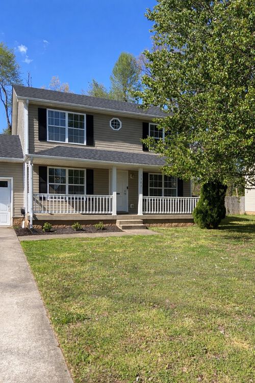 1405 Addison Dr, Clarksville, TN, 37042-8761 | Card Image