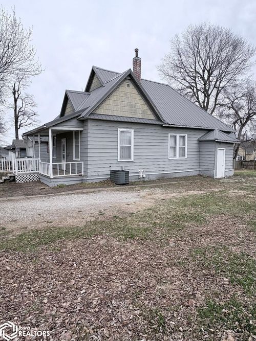 316 N 1st Street, Oskaloosa, IA, 52577 | Card Image