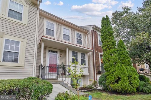 9215 Mccarty Rd, LORTON, VA, 22079-2924 | Card Image