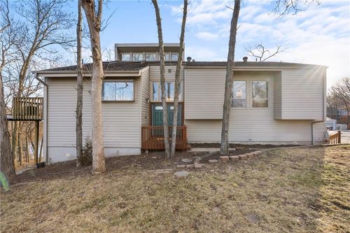 7112 N Belleview Ave, Kansas City, MO, 64118-1003 | Card Image