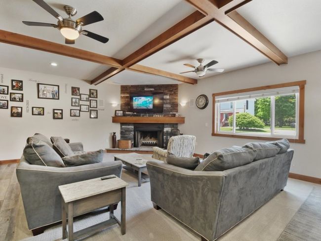 964 E 1100 North Rd, Home with 4 bedrooms, 1 bathrooms and 8 parking in Bement IL | Image 5