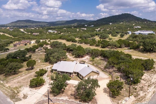 122 Twisting Oak Ct, House other with 4 bedrooms, 3 bathrooms and null parking in Pipe Creek TX | Image 47