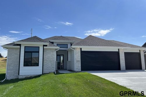10812 S 219th Ave, Gretna, NE, 68028-6025 | Card Image
