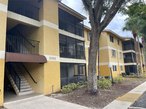 apt-308-3083 N Oakland Forest Dr, Oakland Park, FL, 33309-7651 | Card Image