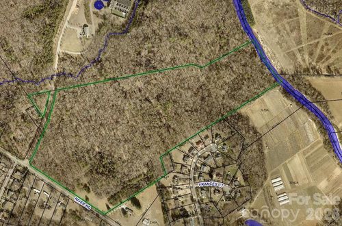 3940 River Rd, Hickory, NC, 28602-8949 | Card Image