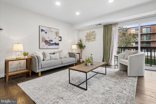 apt-202-3220 S 28th St, ALEXANDRIA, VA, 22302-1327 | Card Image