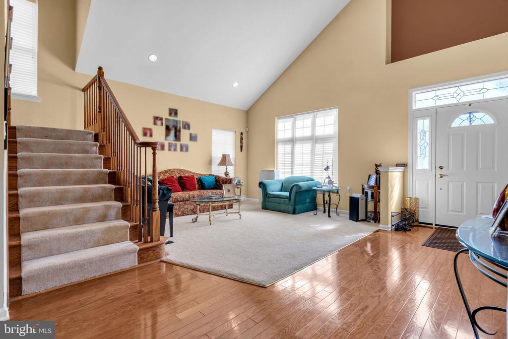 Residential in PRINCETON JUNCTION 4