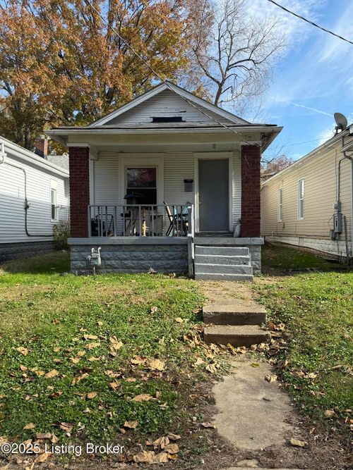 121 Boston Ct, Louisville, KY, 40212-2625 | Card Image