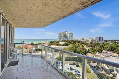 8-c-7330 Ocean Ter, Miami Beach, FL, 33141-2722 | Card Image