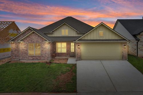 13008 Rainier Dr, Woodway, TX, 76712-7706 | Card Image