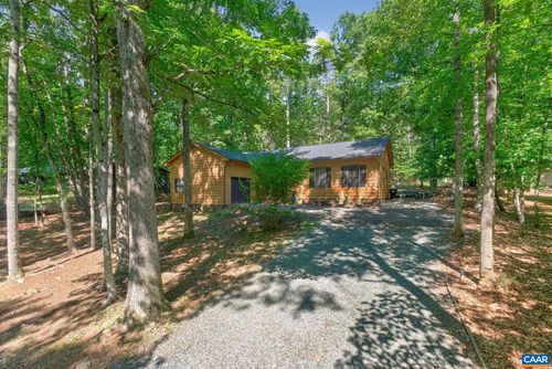 377 Jefferson Dr, PALMYRA, VA, 22963-2702 | Card Image