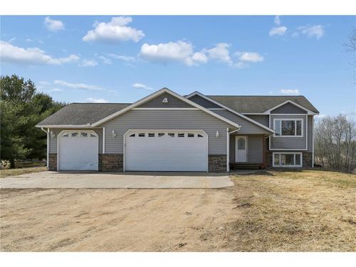 891 170th Ave, New Richmond, WI, 54017-7139 | Card Image