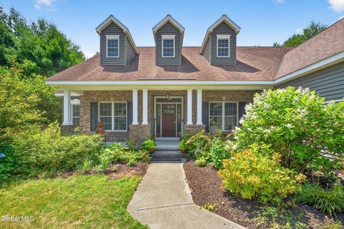 22 Cygnet Cir, Saratoga Springs, NY, 12866-6173 | Card Image