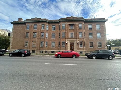 24-2201 14th Avenue, Regina, SK, S4P0X9 | Card Image