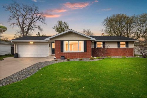 980 Mancel Lane, Ashwaubenon, WI, 54304 | Card Image