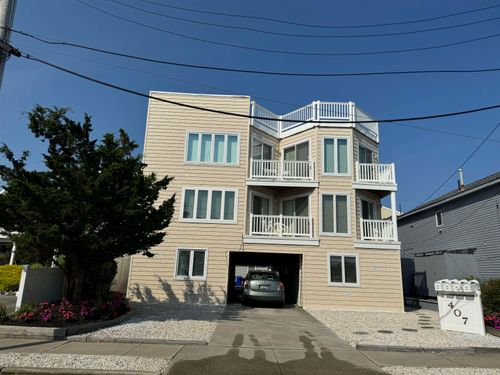 407 S 36 St Beach Block, Brigantine, NJ, 08203 | Card Image