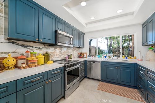 25743 Anchor Cir, San Juan Capistrano, CA, 92675-4002 | Card Image