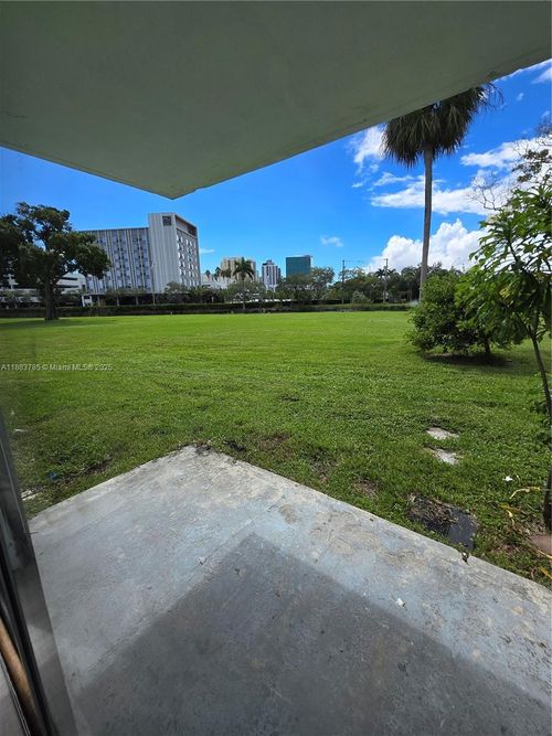 apt-h107-7660 Sw 82nd St, Miami, FL, 33143-7484 | Card Image