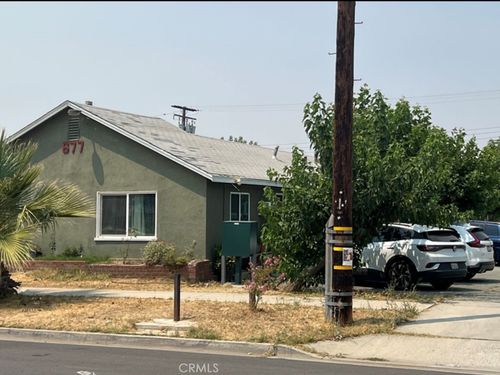 677 Magnolia Ave, Beaumont, CA, 92223-2250 | Card Image
