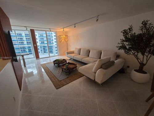 apt-1406-2401 Collins Ave, Miami Beach, FL, 33140-4799 | Card Image