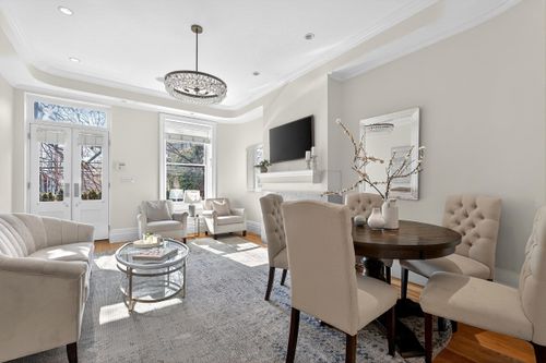 206 13th St, Hoboken, NJ, 07030-4435 | Card Image