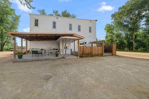 W9735 County Road D, Beaver Dam, WI, 53916-9134 | Card Image