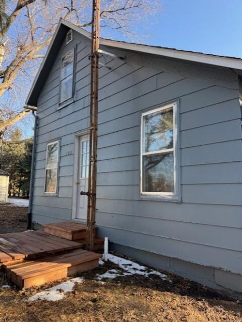 1015 Huron Street, Faulkton, SD, 57438 | Card Image